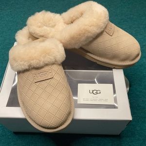 UGG Cozy Genuine Shearling Slippers, size 12